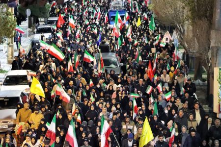 ابهری‌ها با مشت‌های گره‌کرده حماسه اقتدار آفریدند