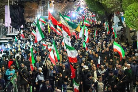 ابهر لبریز از سروقامتان دلداده ایران اسلامی
