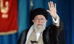 رهبر شهید معمار شخصیت و اندیشه نسل‌ها