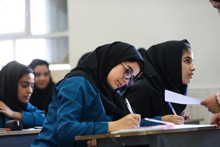 لزوم آموزش مهارت‌های زندگی به دختران در مدارس