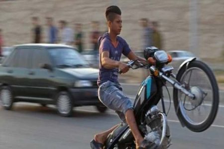 میدان بی‌فرهنگ!