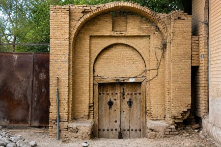 خانه‌های تاریخی ابهر یکی‌یکی از نفس می‌افتند